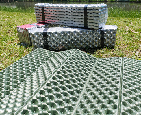 Bulk kopen Buiten vouwbare niet-slip mat kussen IXPE schuim mat voor wandelen Kamperen picknick