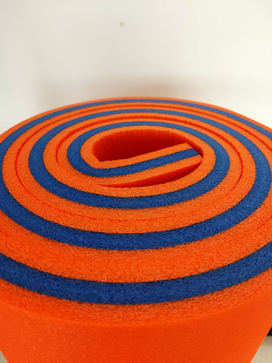 OEM Duurzaamheid XPE Foam Outdoor Water Pad Eye Catching Kleur voor Waterpark zwembad