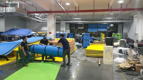 Directe fabriek Water Floating Pad 3 laag dik XPE schuim Float Mat zwembad meer
