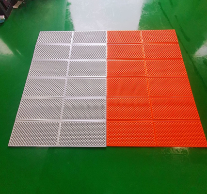 Waterdicht dubbel opvouwbaar slaapmatten Aluminium film gesloten cel schuim slaappad voor kamperen 2 persoon