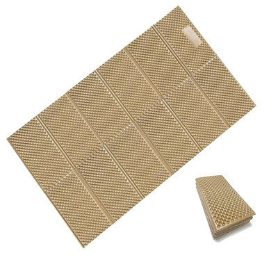 Groothandel Dubbelvouwbare slaapmatten Witte aluminium film gesloten cel IXPE XPE schuim slaappad voor waterdicht kamperen 2 personen