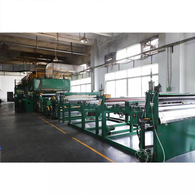 Groothandel Dubbelvouwbare slaapmatten Witte aluminium film gesloten cel IXPE XPE schuim slaappad voor waterdicht kamperen 2 personen 12