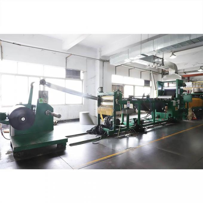 Groothandel Dubbelvouwbare slaapmatten Witte aluminium film gesloten cel IXPE XPE schuim slaappad voor waterdicht kamperen 2 personen 11